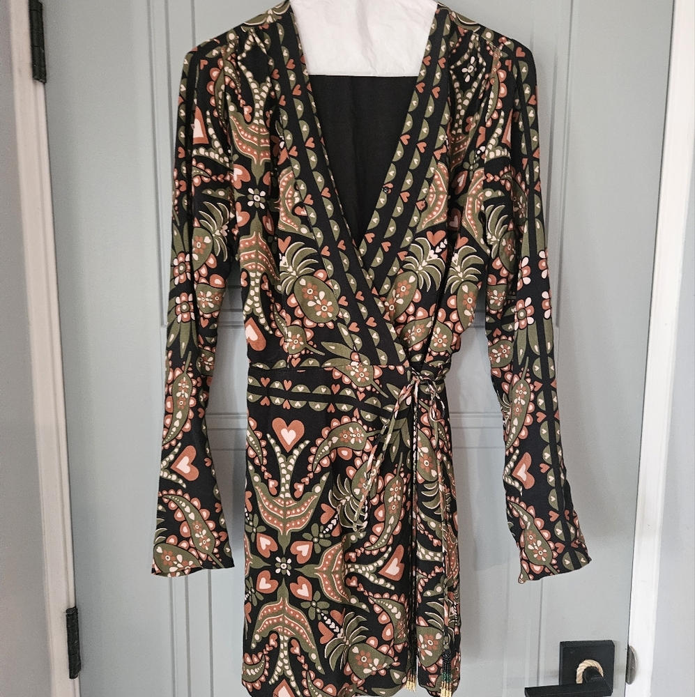 Farm Rio Dress - Picture 2 of 3